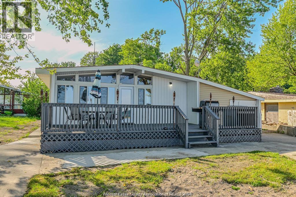 262 Cotterie Park, Leamington, ON - Outdoor With Deck Patio Veranda