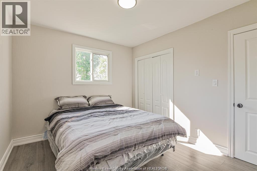 262 Cotterie Park, Leamington, ON - Indoor Photo Showing Bedroom