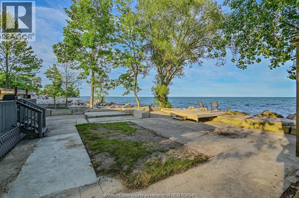 262 Cotterie Park, Leamington, ON - Outdoor With Body Of Water With View