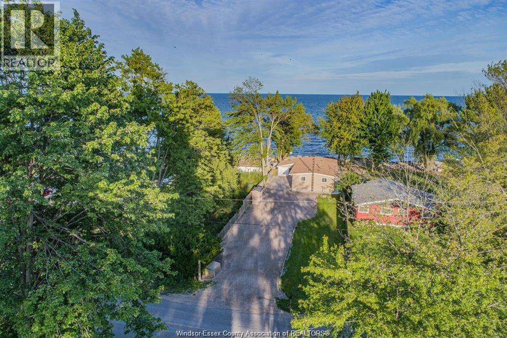 262 Cotterie Park, Leamington, ON - Outdoor With View