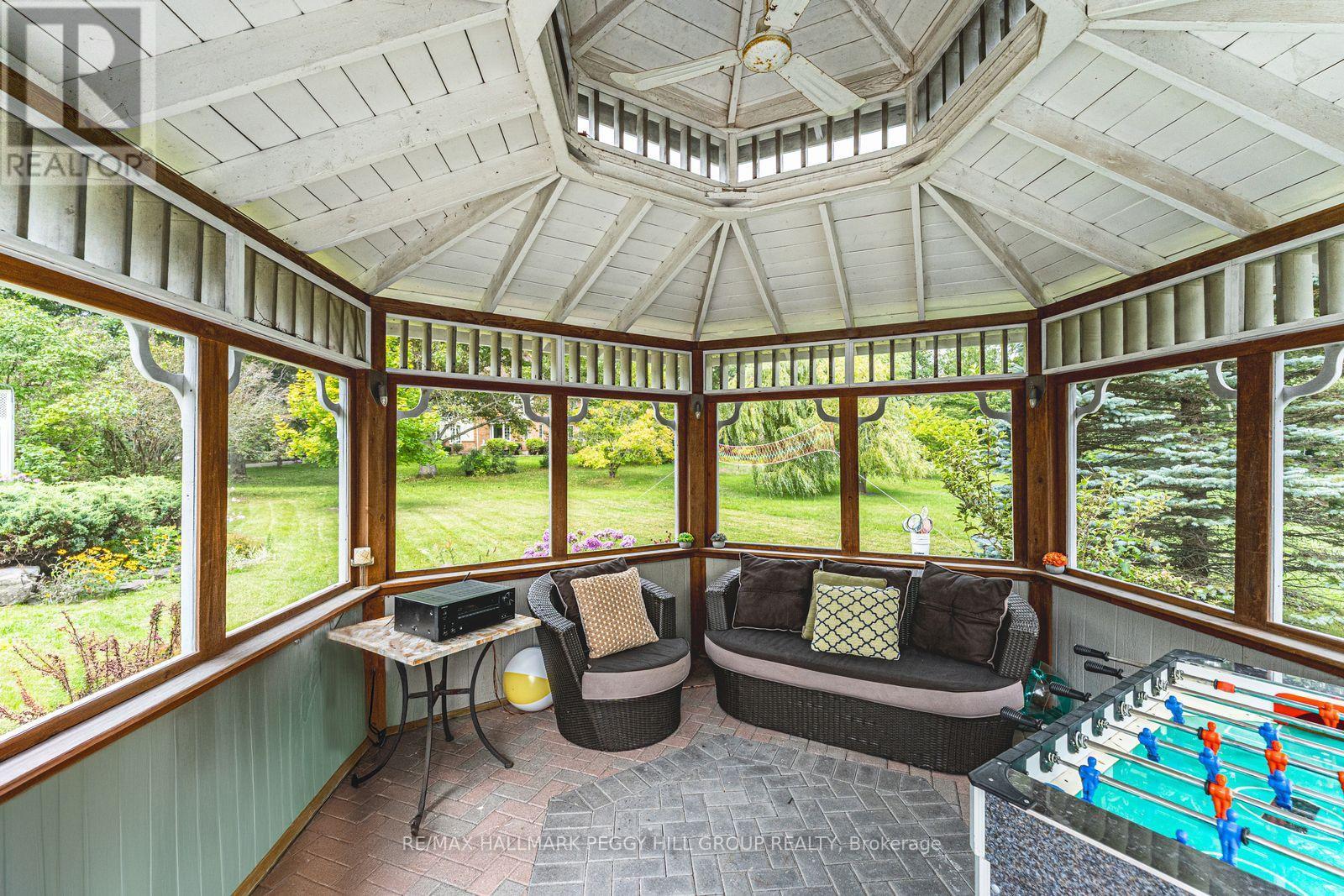 2 Mills Circle, Springwater, ON - Indoor Photo Showing Other Room