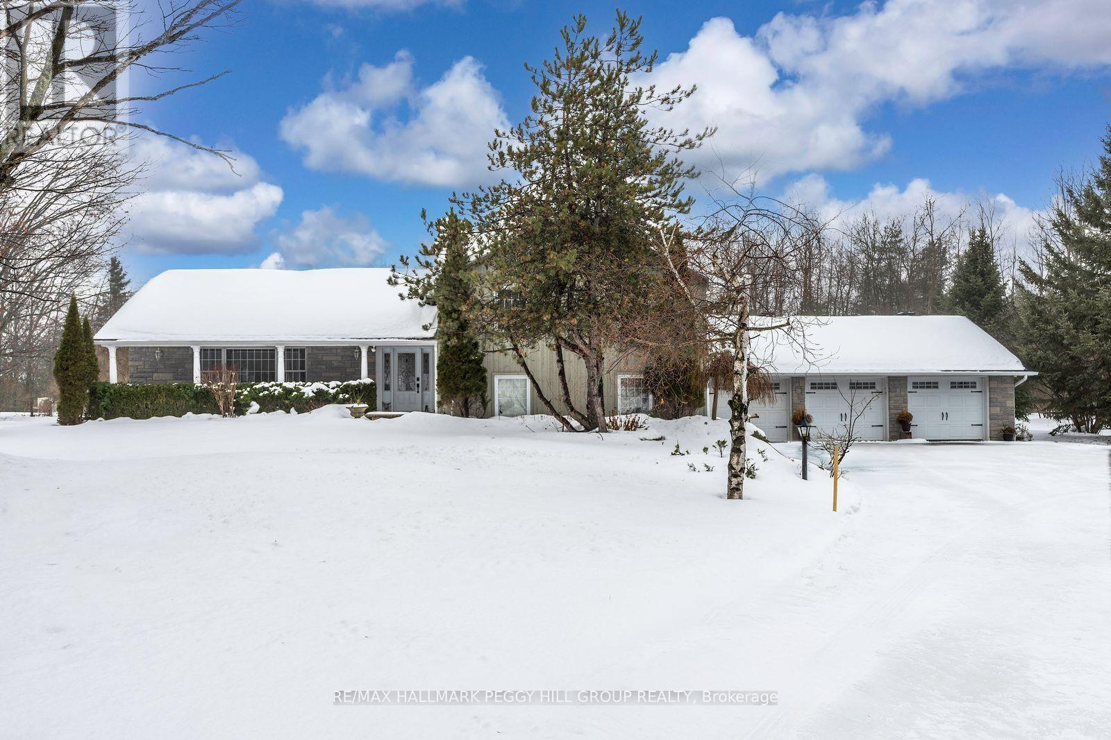 2 Mills Circle, Springwater, ON - Outdoor With Deck Patio Veranda