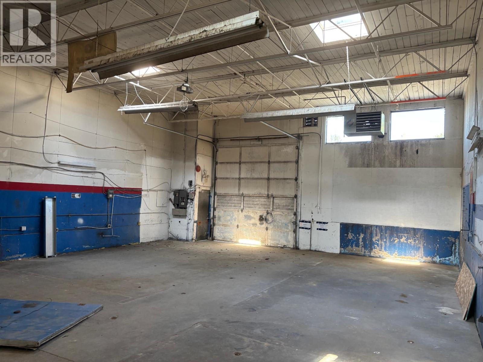 1129 Kingsway, Vancouver, BC