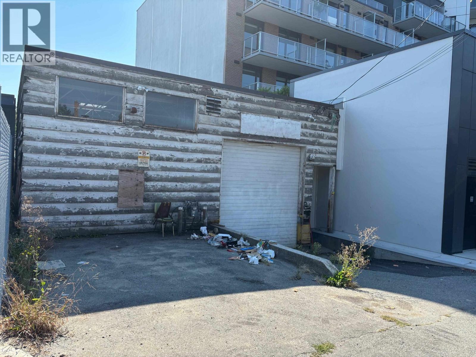 1129 Kingsway, Vancouver, BC