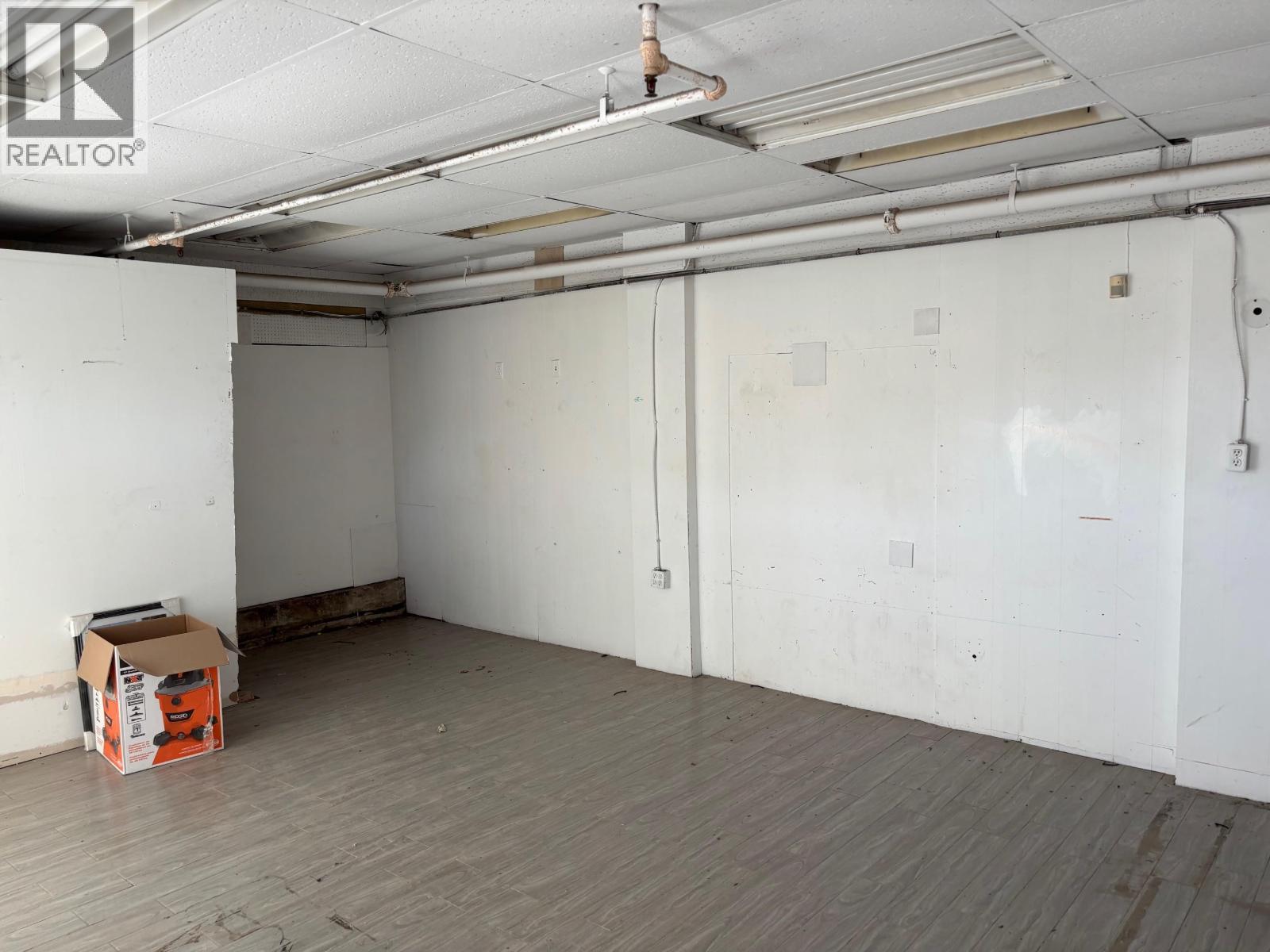 1129 Kingsway, Vancouver, BC