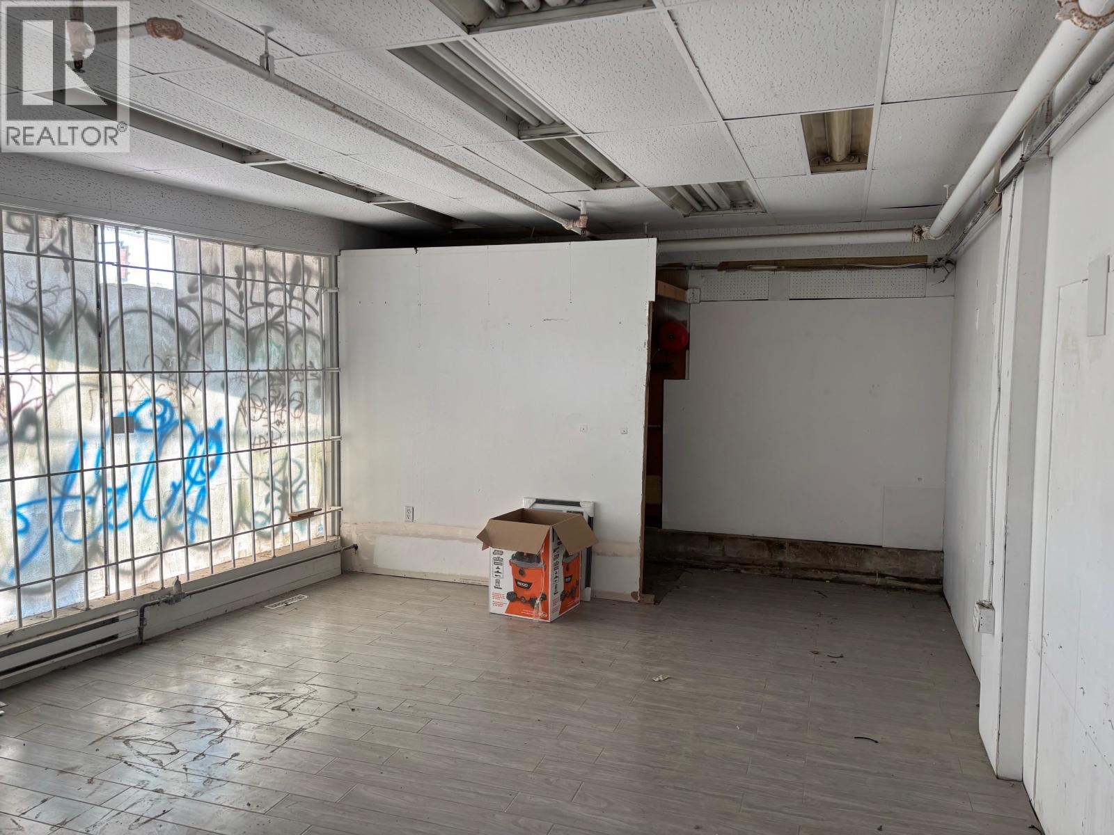 1129 Kingsway, Vancouver, BC