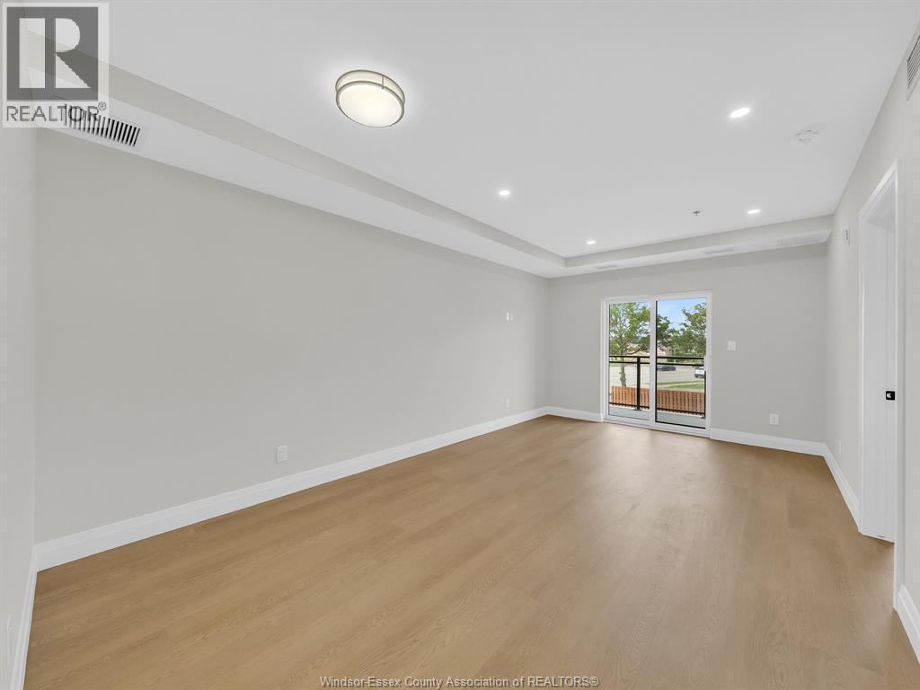 11646 Tecumseh Road Unit# 300, Windsor, ON - Indoor Photo Showing Other Room
