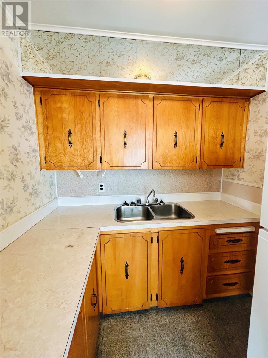 1067 Main Road, Dunville Placentia, NL - Indoor Photo Showing Kitchen With Double Sink