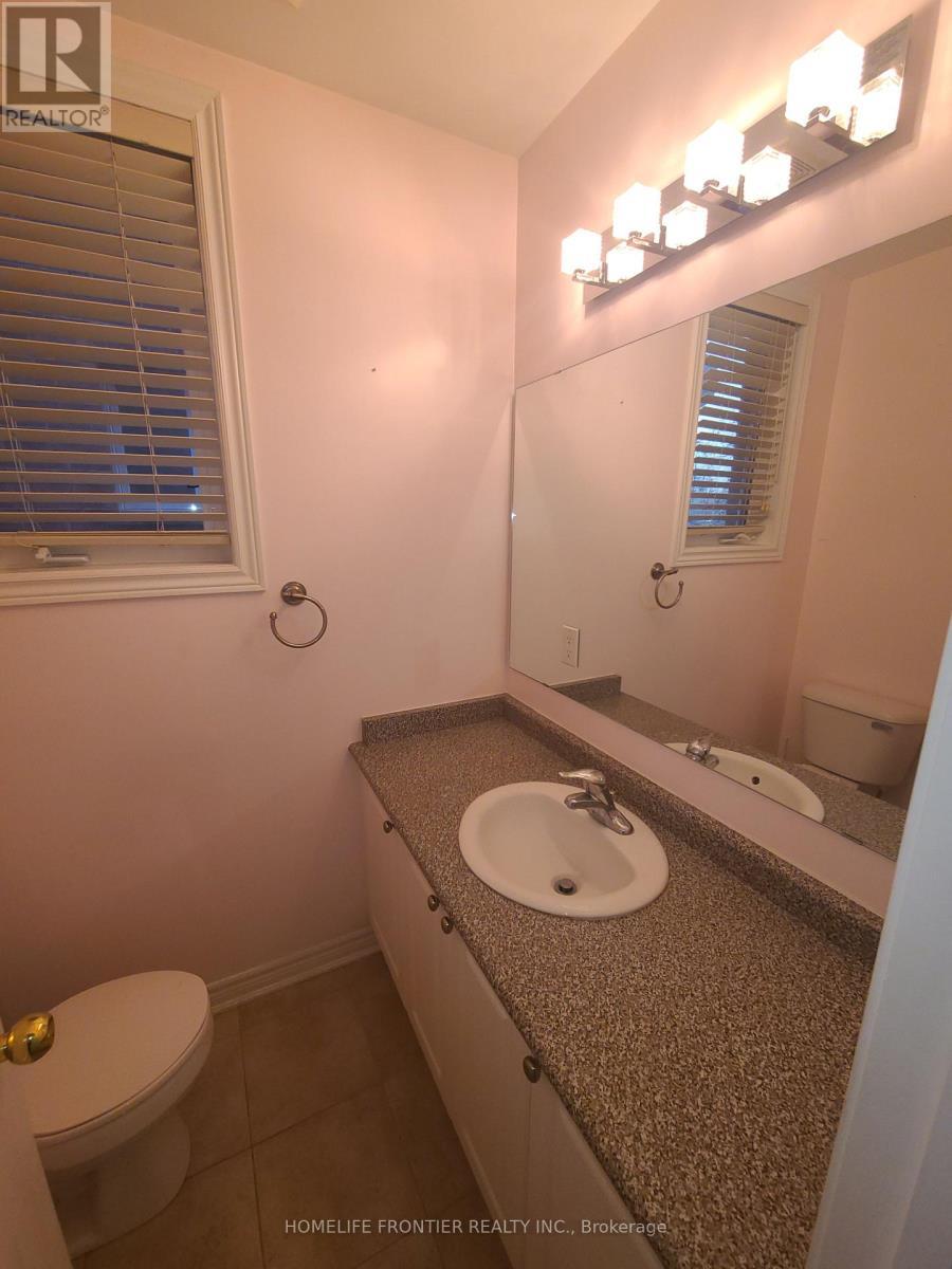 Lower - 126 Vittorio De Luca Drive, Vaughan, ON - Indoor Photo Showing Bathroom