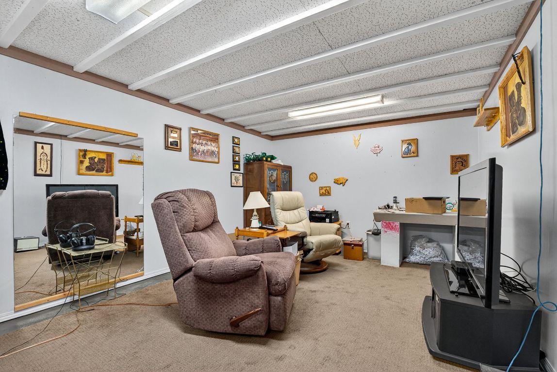 13-1800 Parkview Crescent, Kelowna, BC - Indoor Photo Showing Basement