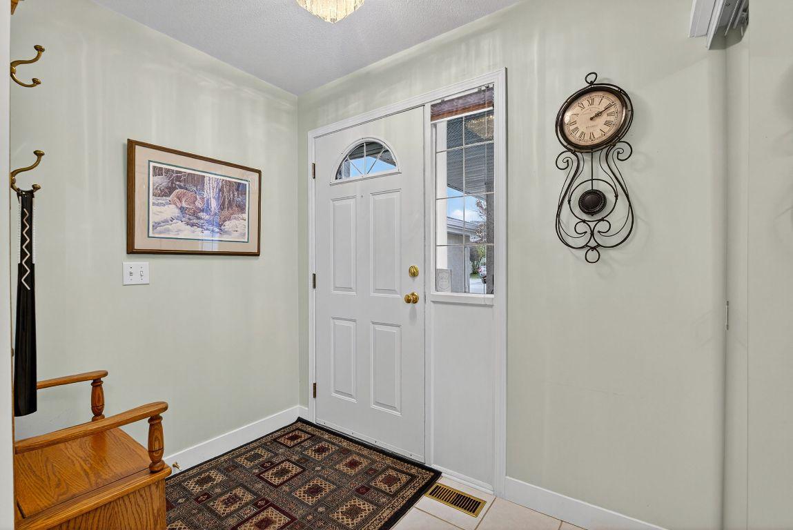 13-1800 Parkview Crescent, Kelowna, BC - Indoor Photo Showing Other Room