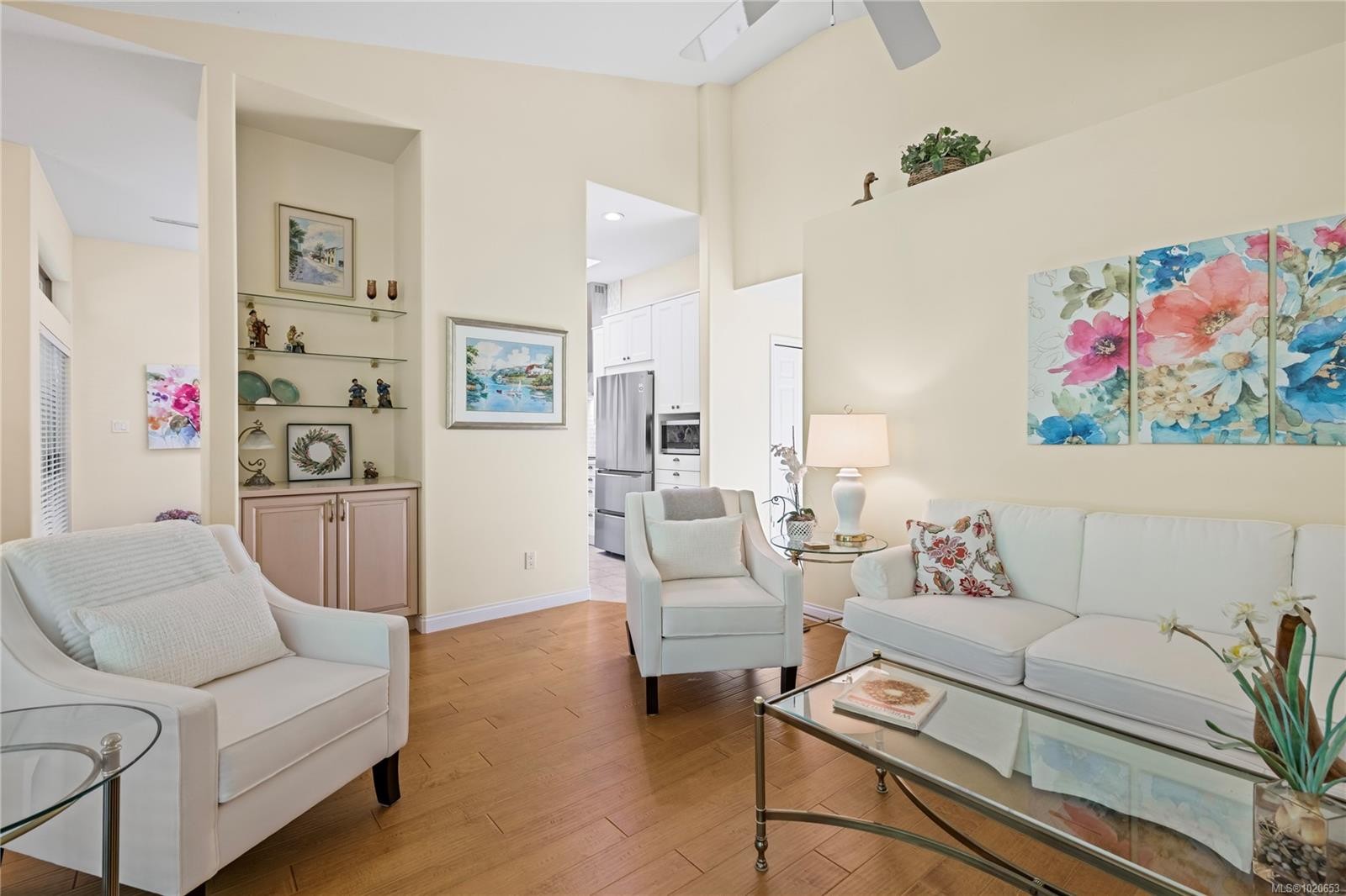 912 Lakes Blvd, French Creek, BC