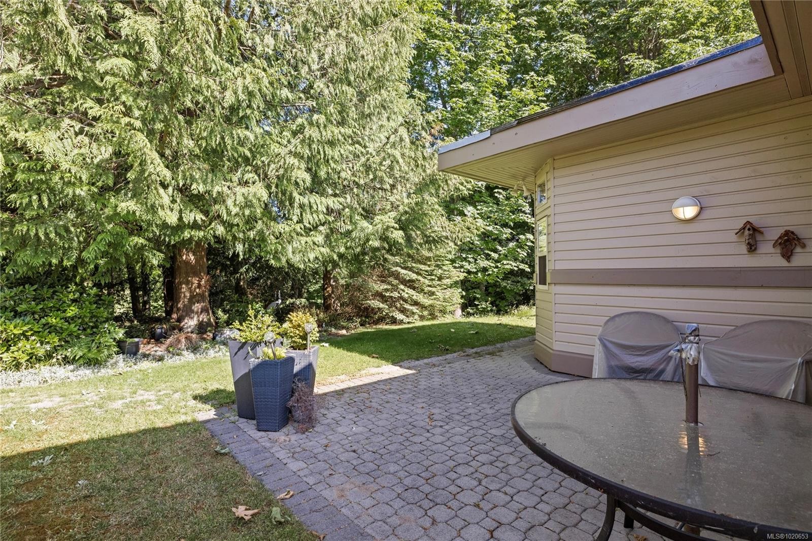 912 Lakes Blvd, French Creek, BC