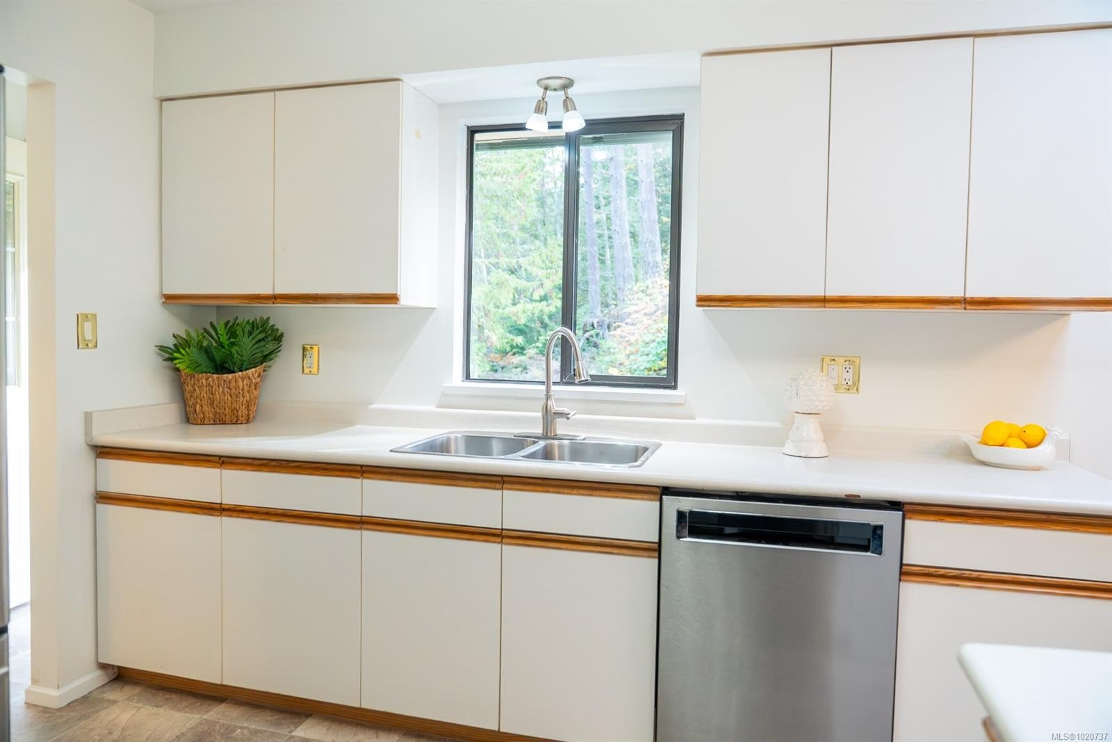 37150 Schooner Way, Pender Island, BC