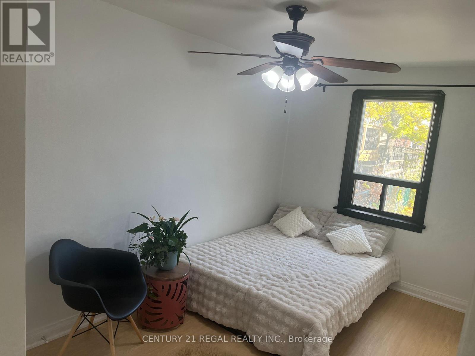 45 Fifteenth Street, Toronto, ON - Indoor Photo Showing Bedroom