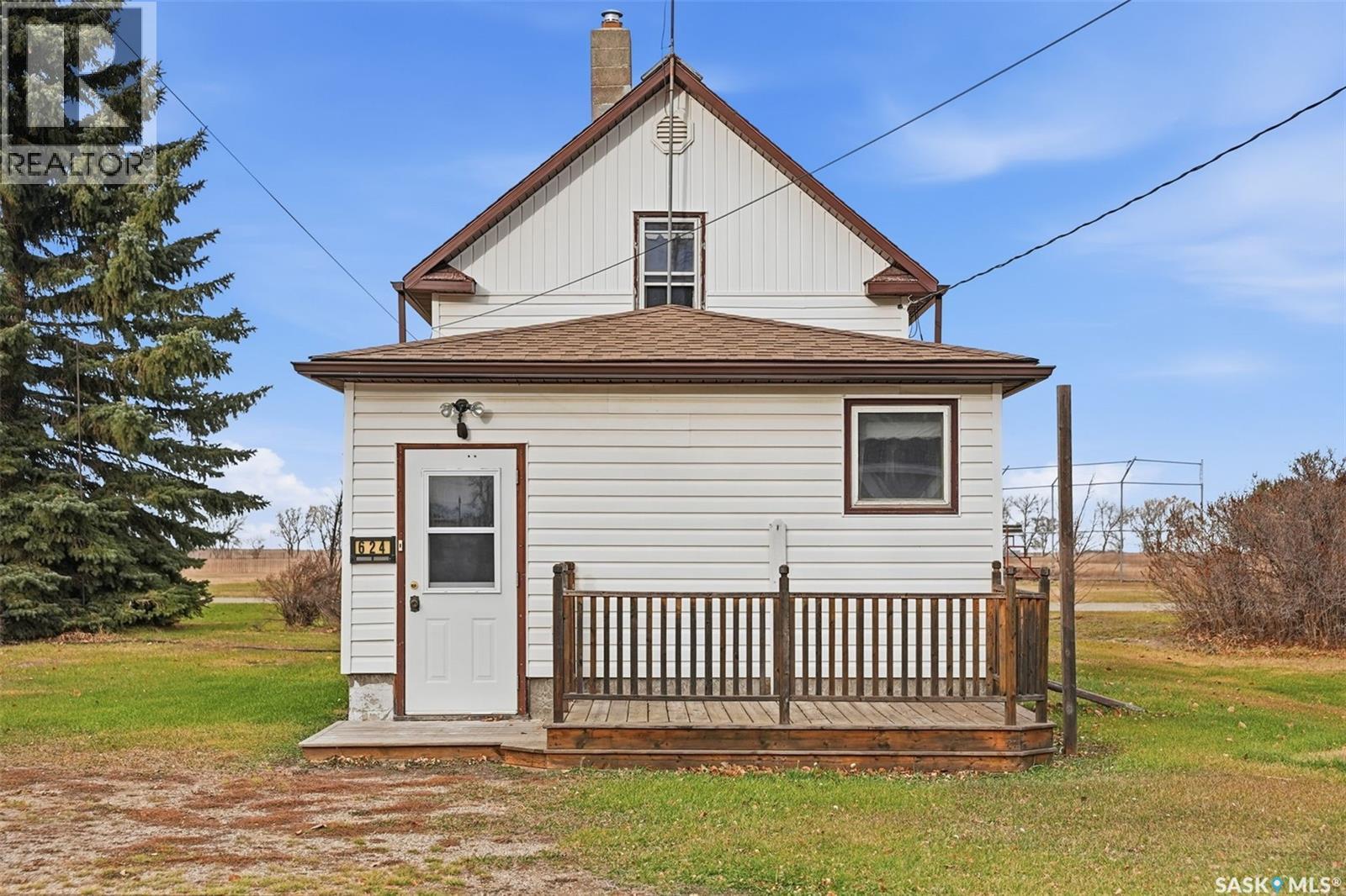 624 Saskatchewan Avenue, Imperial, SK - Outdoor