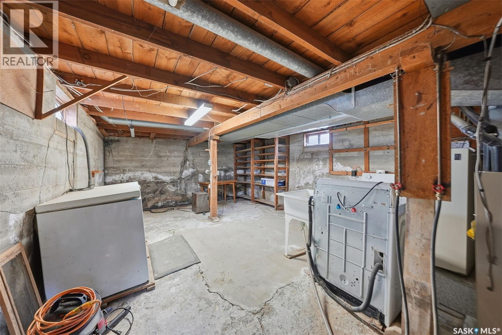 624 Saskatchewan Avenue, Imperial, SK - Indoor Photo Showing Basement
