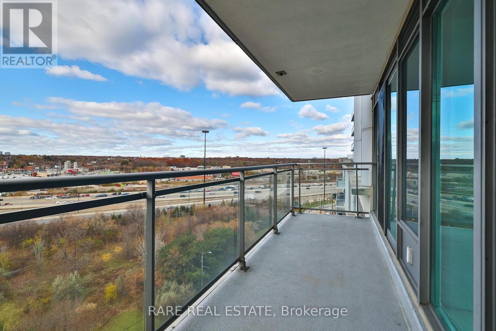 1404 - 2121 Lakeshore Boulevard W, Toronto, ON - Outdoor With Balcony With View With Exterior