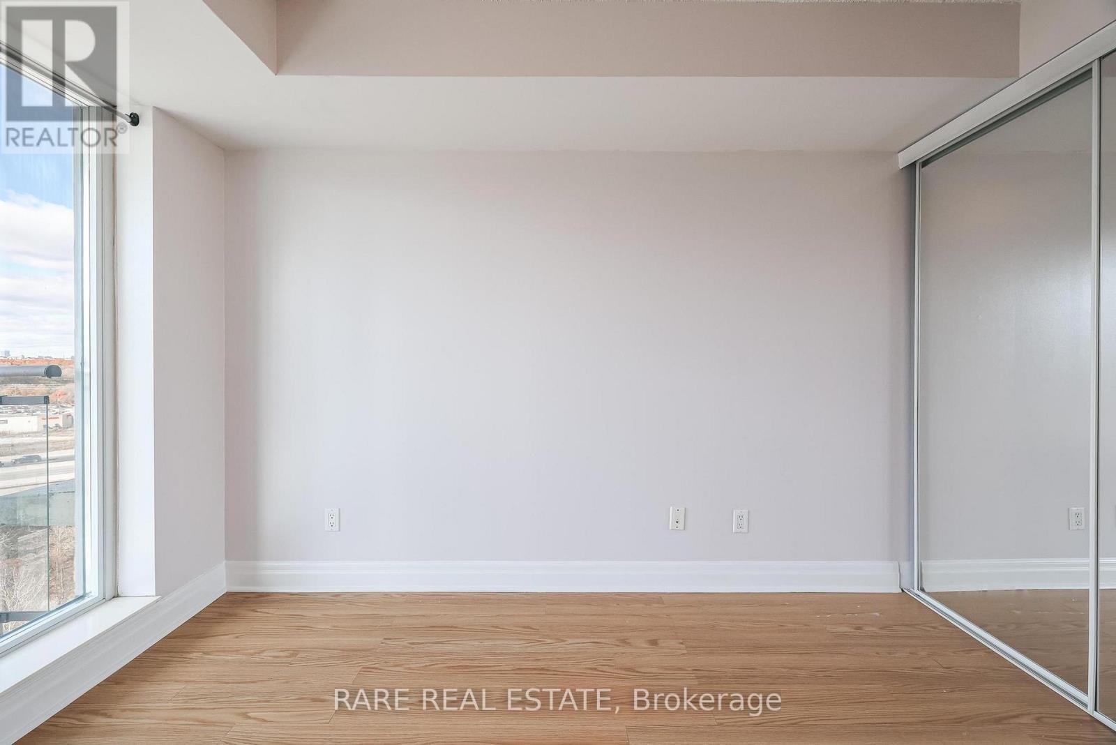 1404 - 2121 Lakeshore Boulevard W, Toronto, ON - Indoor Photo Showing Other Room