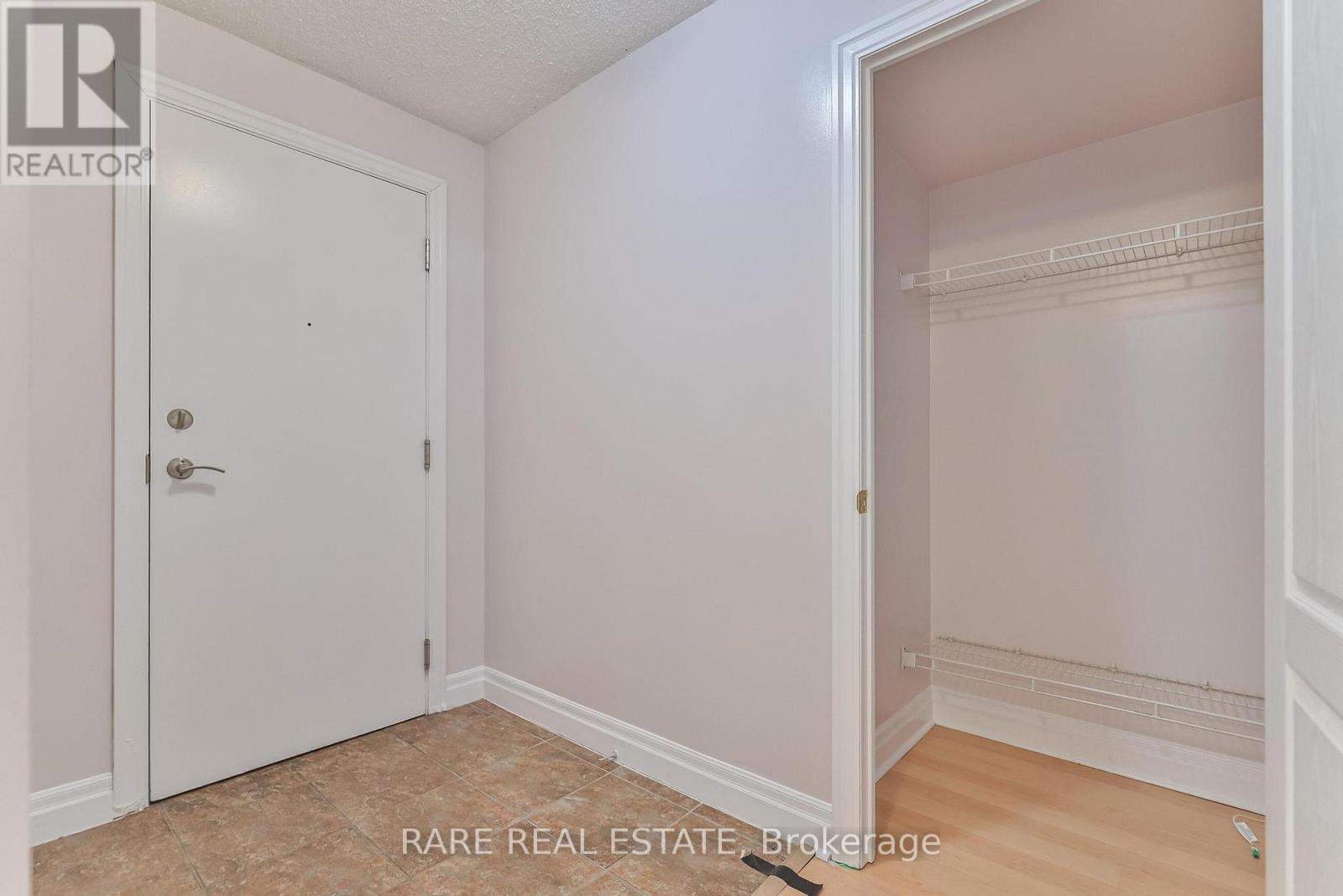 1404 - 2121 Lakeshore Boulevard W, Toronto, ON - Indoor Photo Showing Other Room