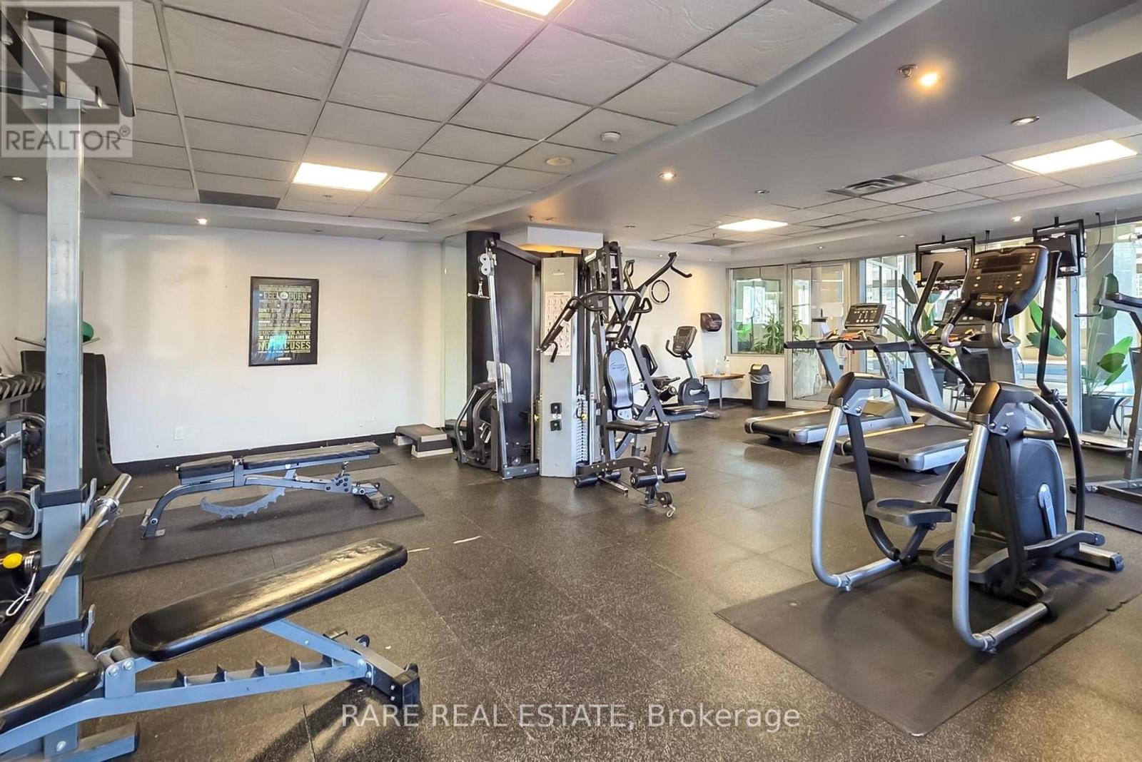 1404 - 2121 Lakeshore Boulevard W, Toronto, ON - Indoor Photo Showing Gym Room