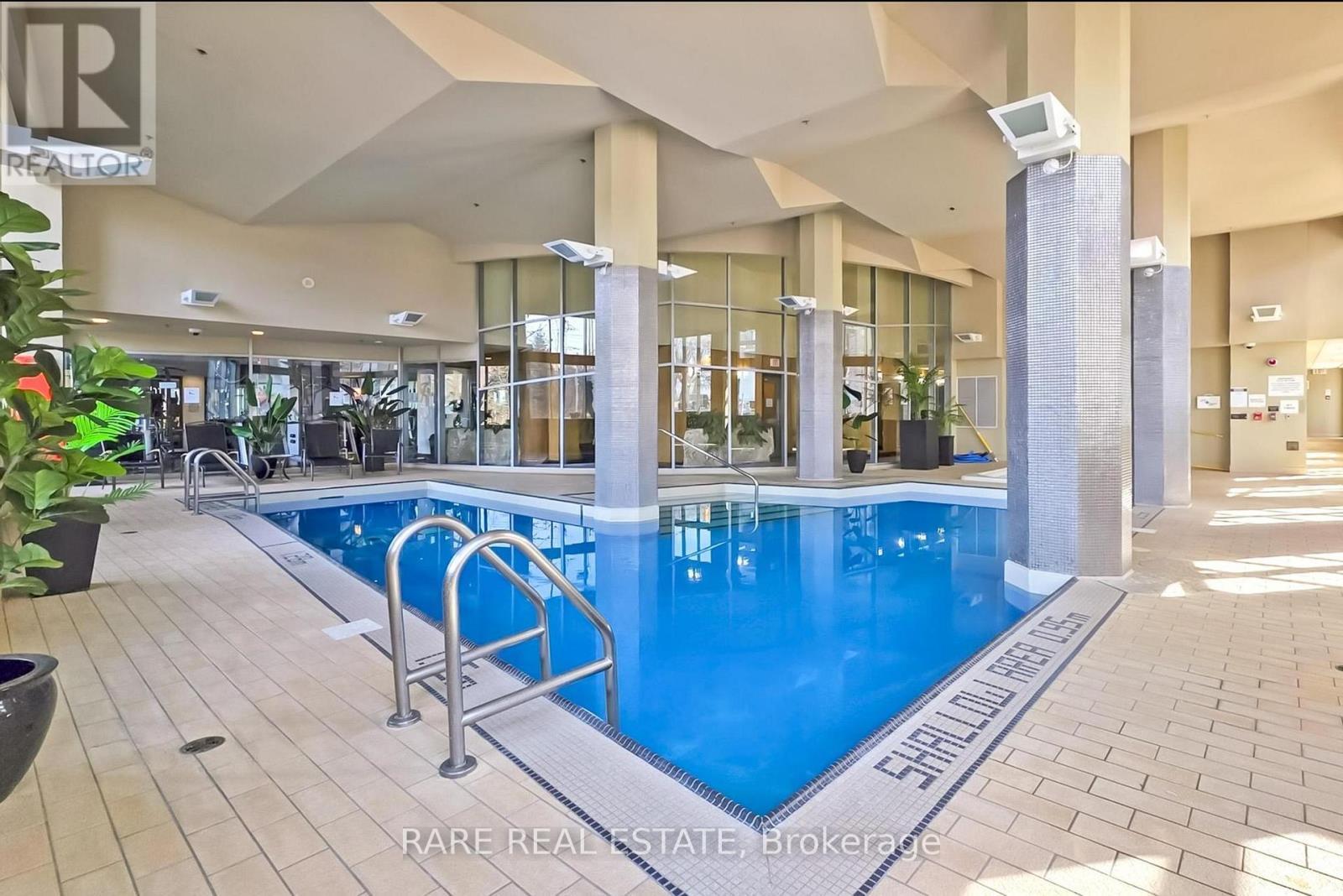 1404 - 2121 Lakeshore Boulevard W, Toronto, ON - Indoor Photo Showing Other Room With In Ground Pool