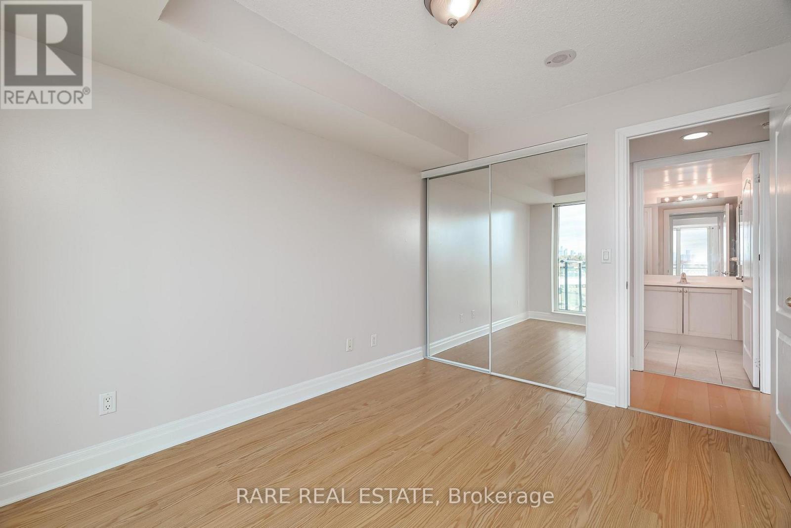 1404 - 2121 Lakeshore Boulevard W, Toronto, ON - Indoor Photo Showing Other Room