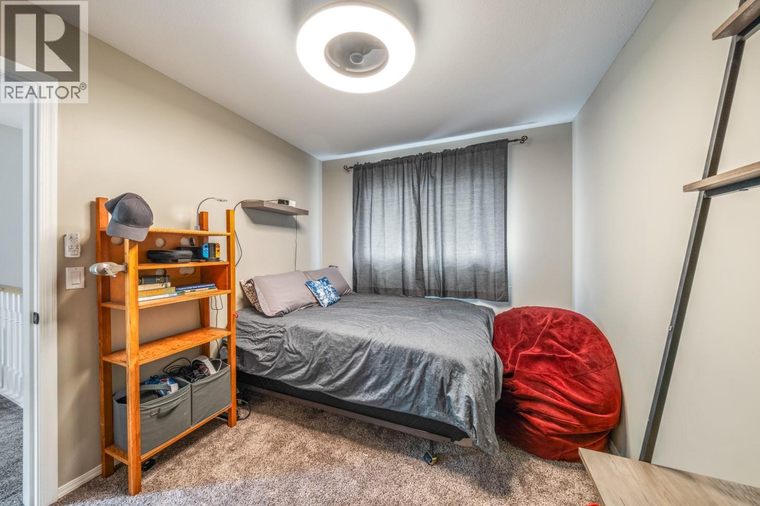 1801 53 Avenue Unit# 16, Vernon, BC - Indoor Photo Showing Bedroom