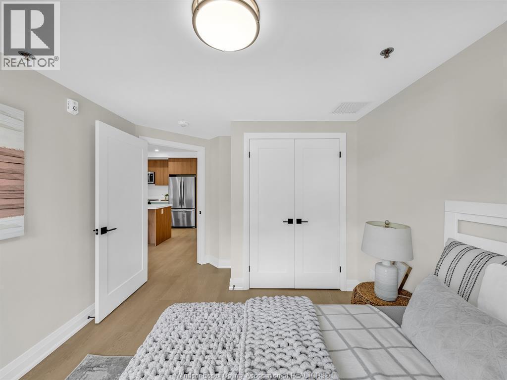 11646 Tecumseh Road Unit# 500, Windsor, ON - Indoor Photo Showing Bedroom