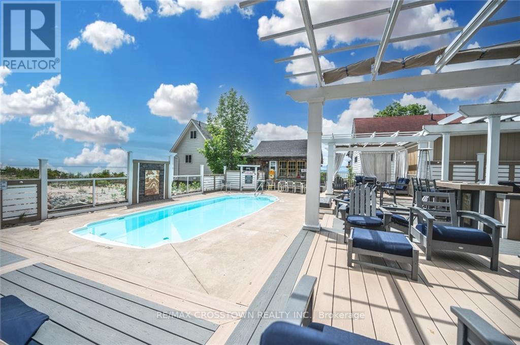 739 Concession 15 Road W, Tiny, ON - Outdoor With In Ground Pool