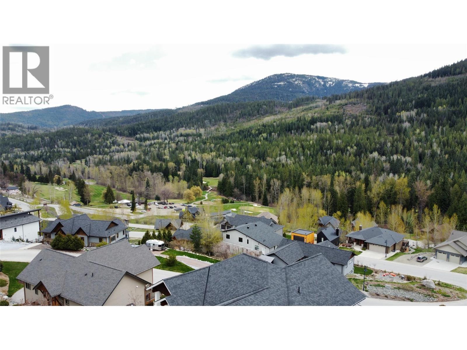 1018 Silvertip Road, Rossland, BC