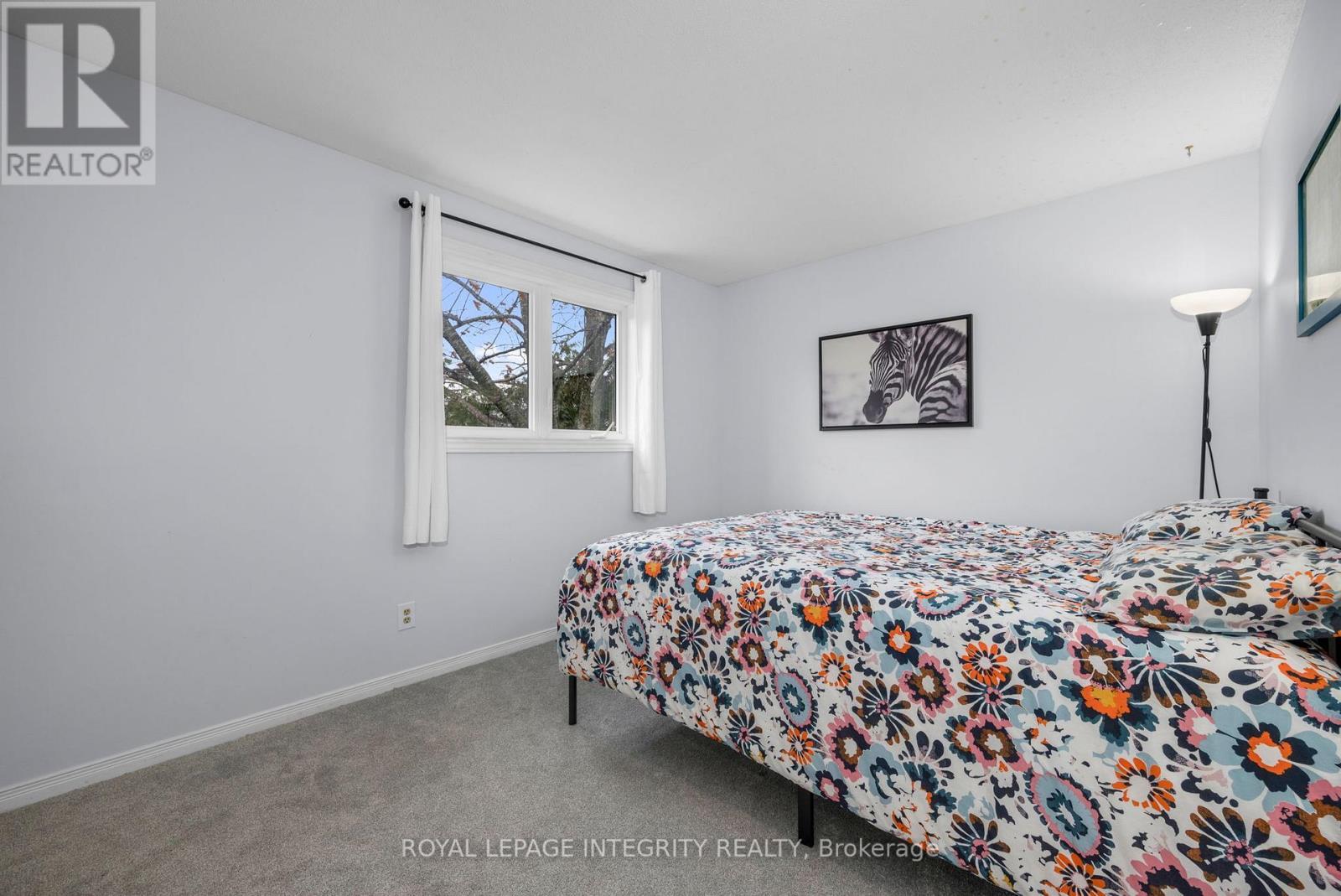 268 Mceachern Crescent, Ottawa, ON - Indoor Photo Showing Bedroom