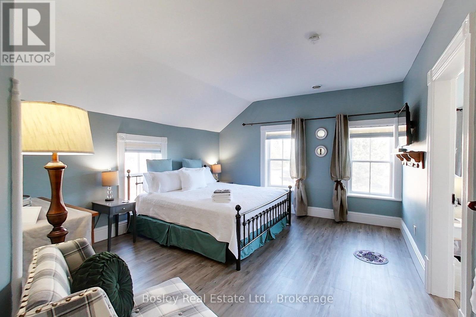 726004 22B Side Road, Grey Highlands, ON - Indoor Photo Showing Bedroom