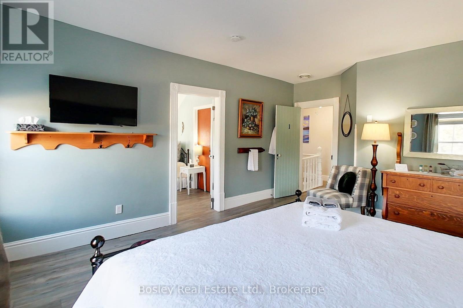 726004 22B Side Road, Grey Highlands, ON - Indoor Photo Showing Bedroom