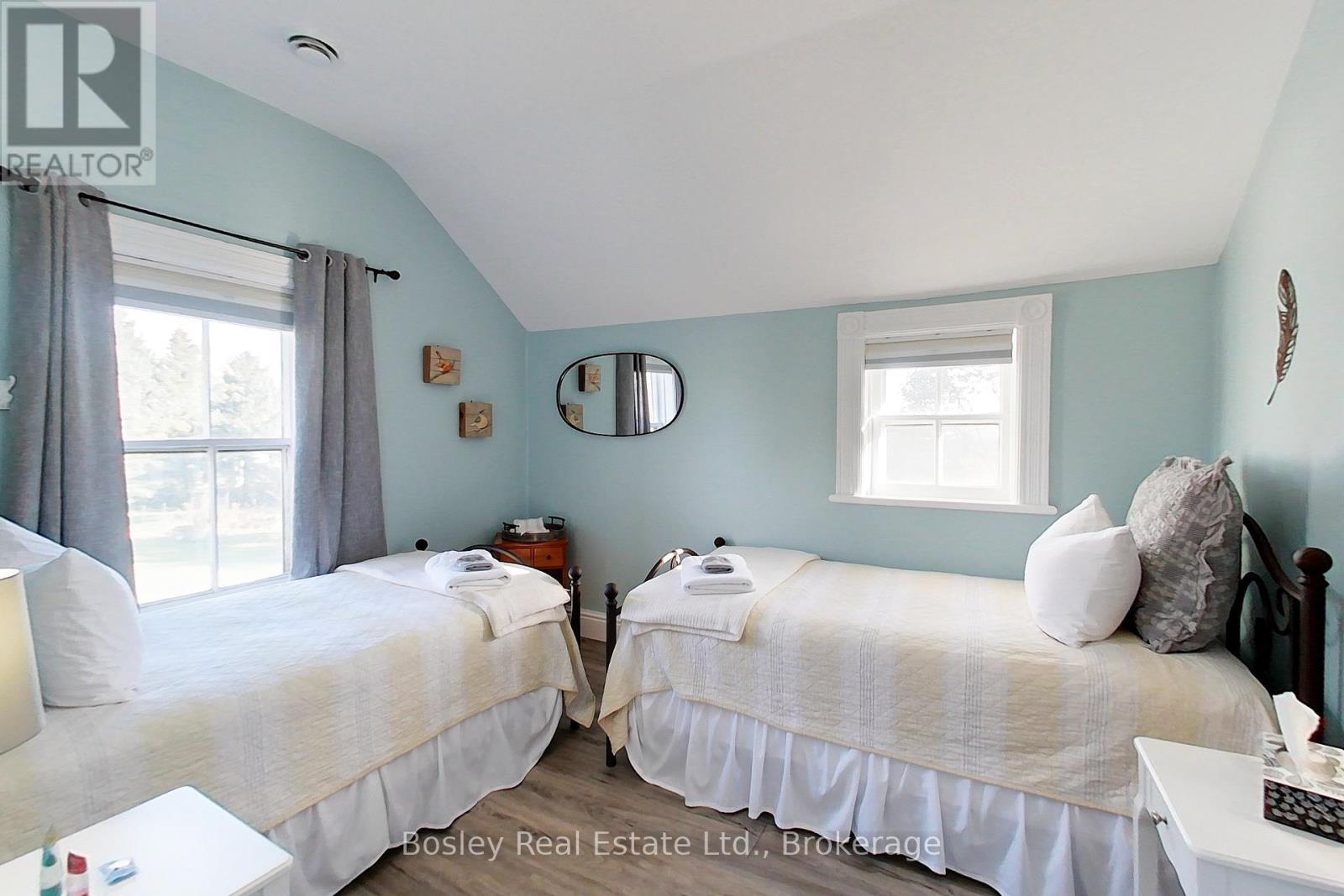 726004 22B Side Road, Grey Highlands, ON - Indoor Photo Showing Bedroom