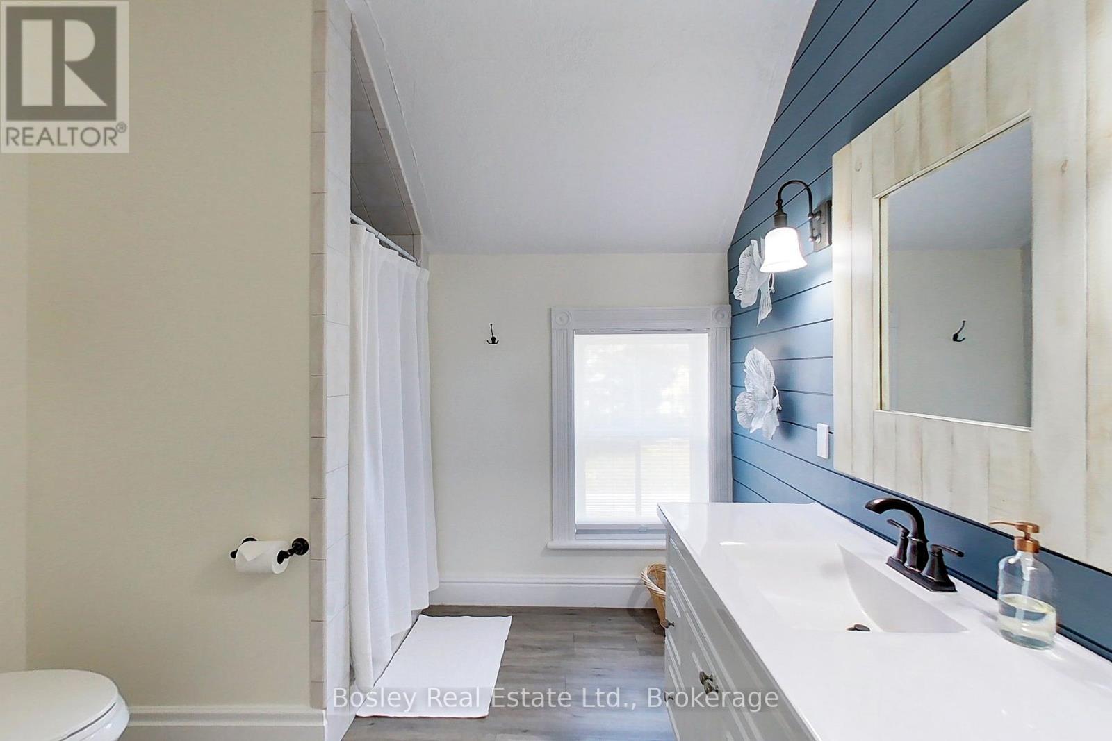 726004 22B Side Road, Grey Highlands, ON - Indoor Photo Showing Bathroom