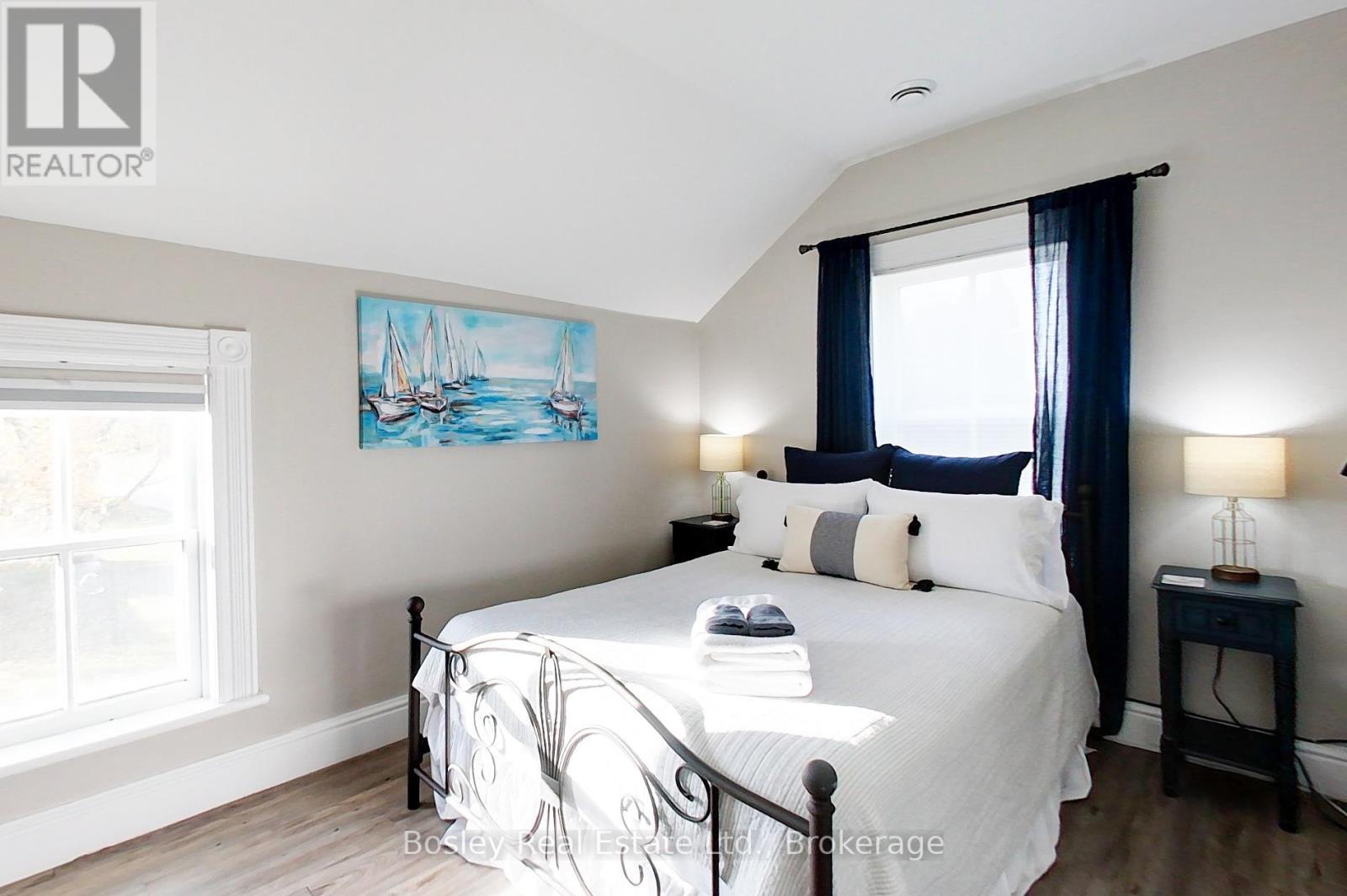 726004 22B Side Road, Grey Highlands, ON - Indoor Photo Showing Bedroom