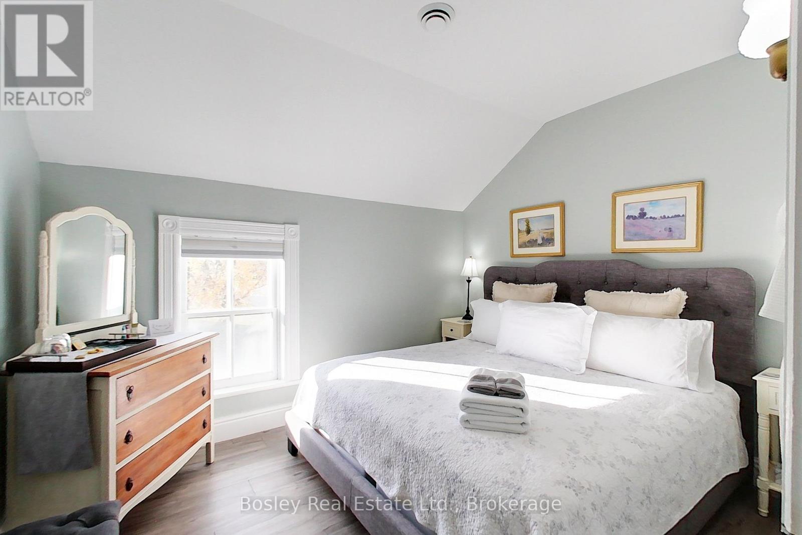 726004 22B Side Road, Grey Highlands, ON - Indoor Photo Showing Bedroom