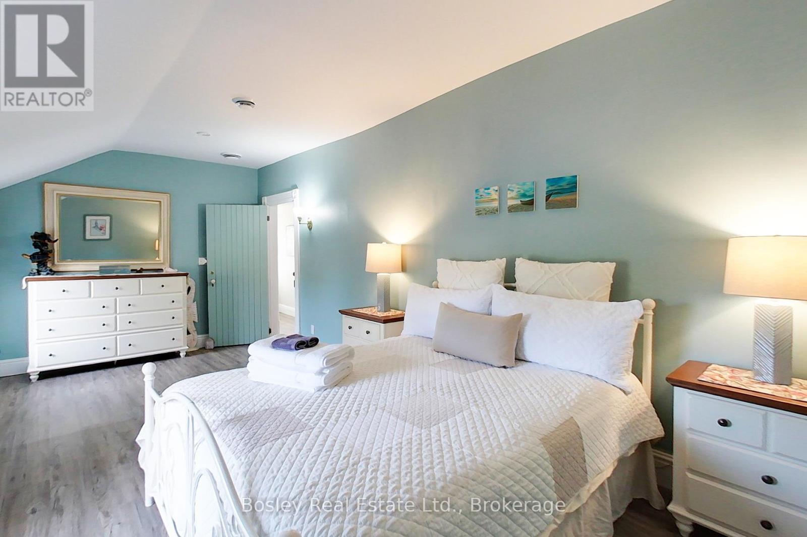 726004 22B Side Road, Grey Highlands, ON - Indoor Photo Showing Bedroom