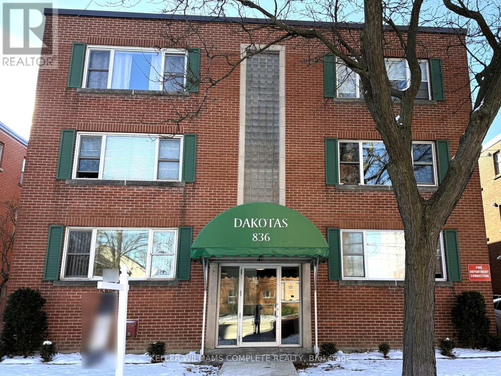 310 - 836 Concession Street, Hamilton, ON - Outdoor With Exterior