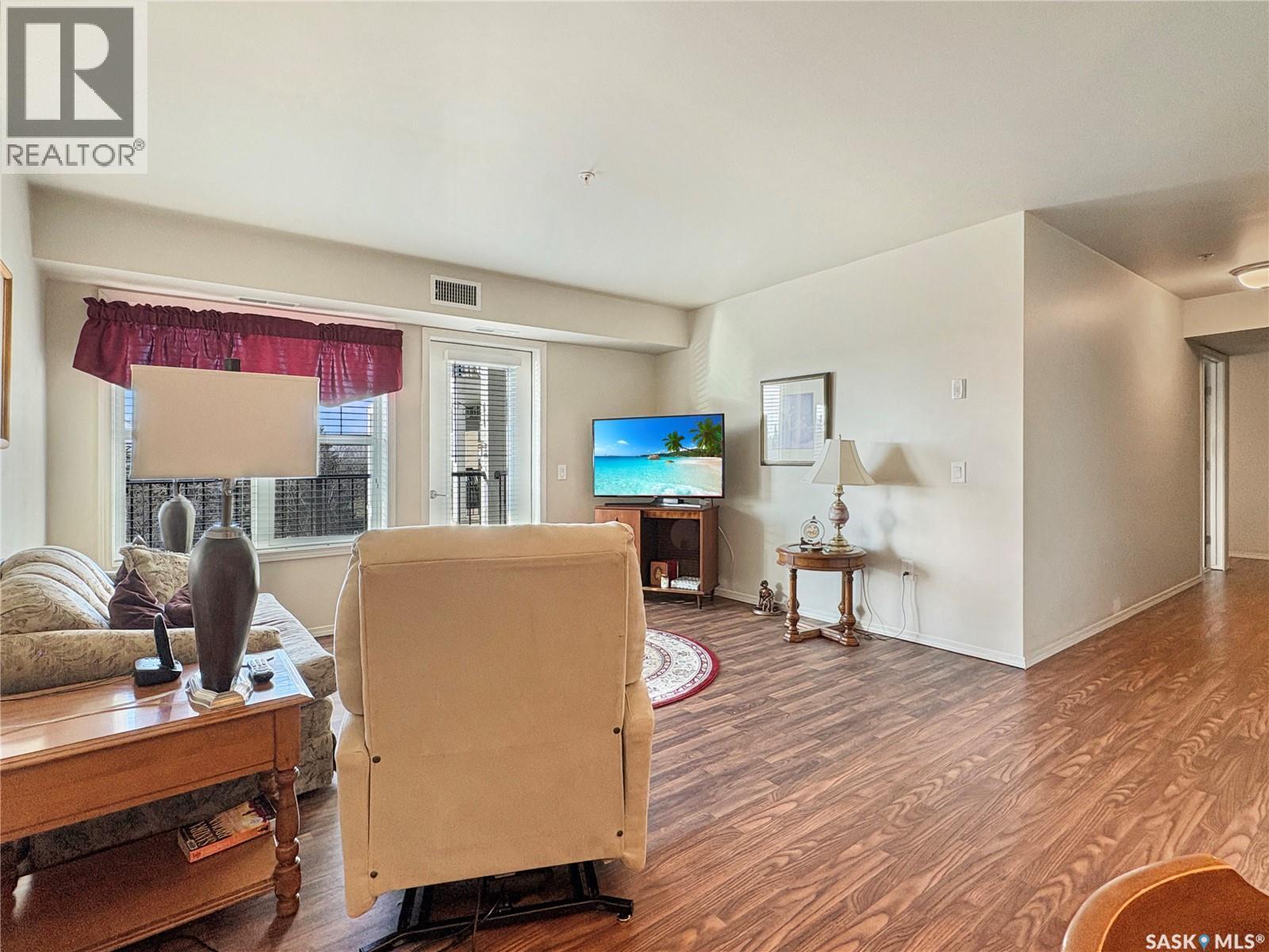 317 1802 106Th Street, North Battleford, SK - Indoor