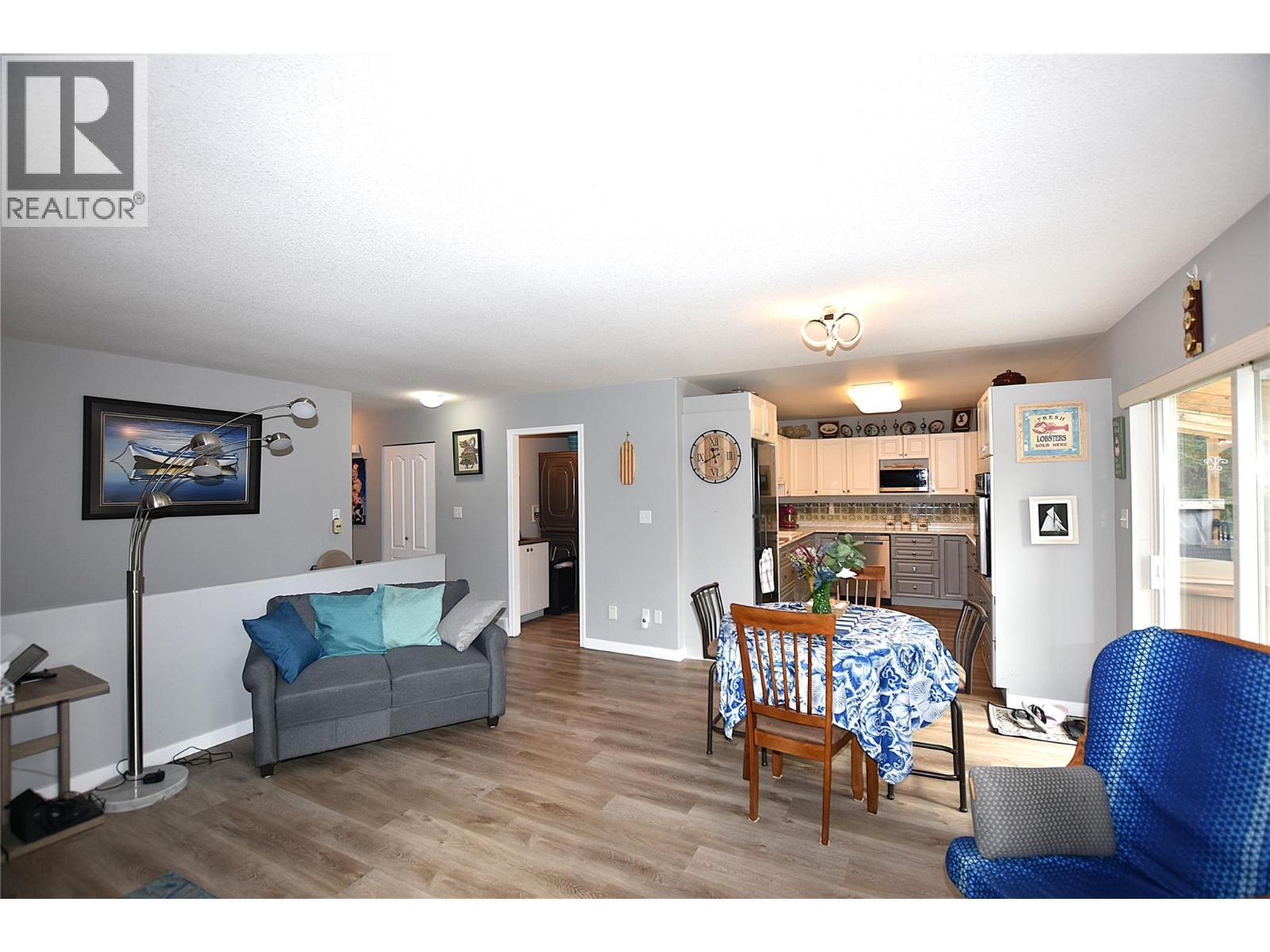 145 Falcon Avenue, Vernon, BC - Indoor