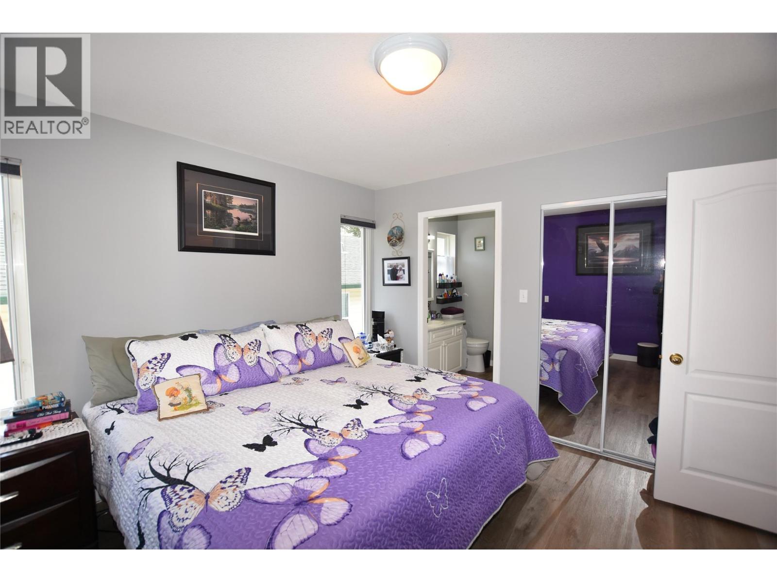 145 Falcon Avenue, Vernon, BC - Indoor Photo Showing Bedroom