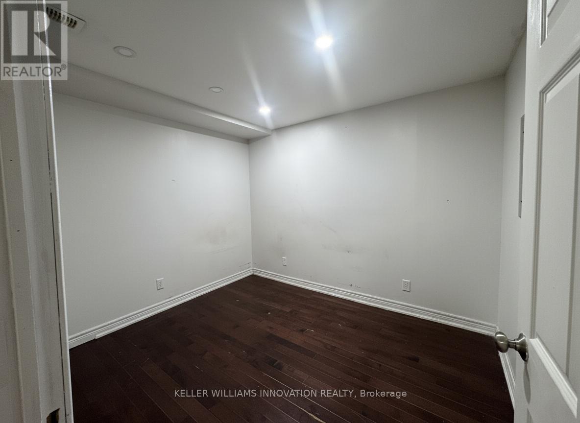 467 Drummerhill Crescent, Waterloo, ON - Indoor Photo Showing Other Room