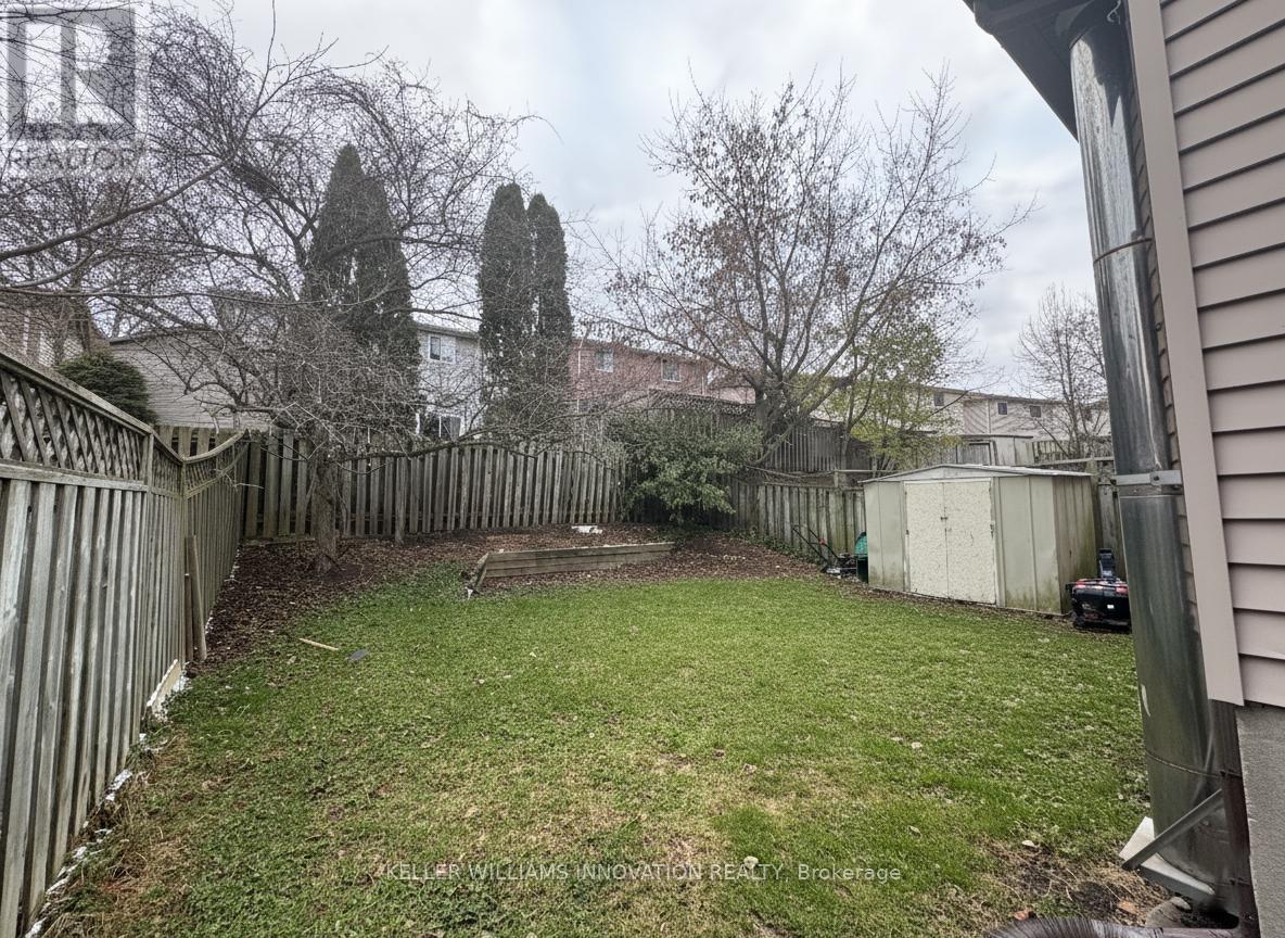 467 Drummerhill Crescent, Waterloo, ON - Outdoor