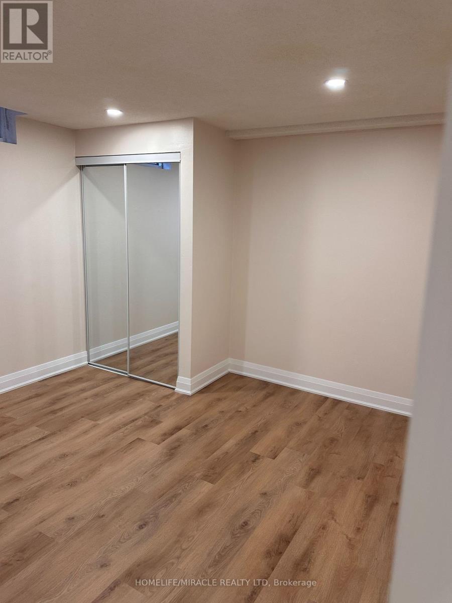 7362 Aspen Avenue, Mississauga, ON - Indoor