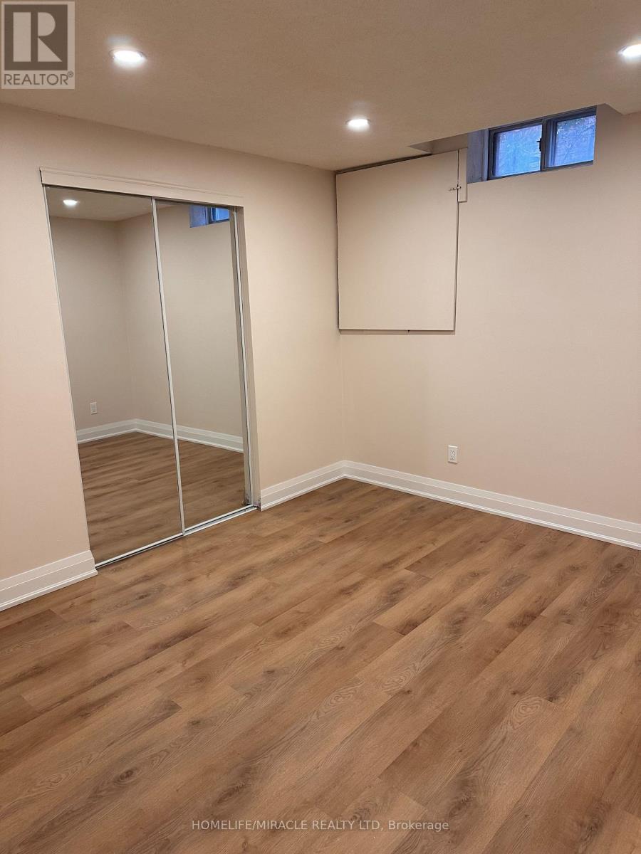 7362 Aspen Avenue, Mississauga, ON - Indoor