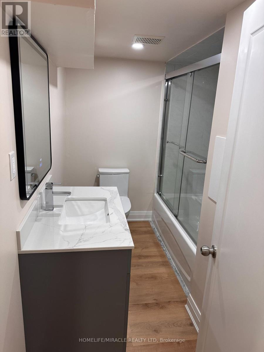 7362 Aspen Avenue, Mississauga, ON - Indoor