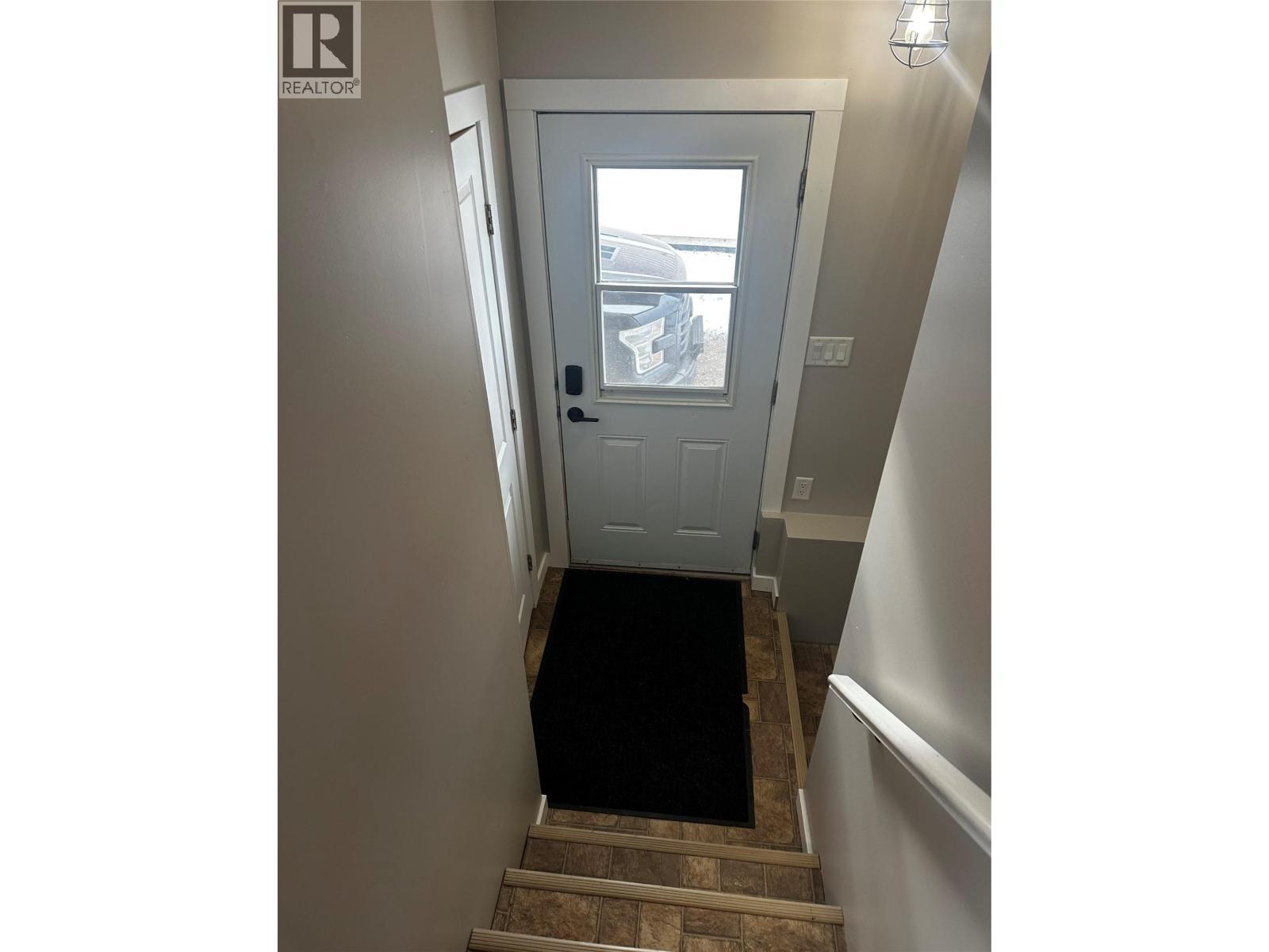 5213 40 St Ne Street, Chetwynd, BC - Indoor Photo Showing Other Room