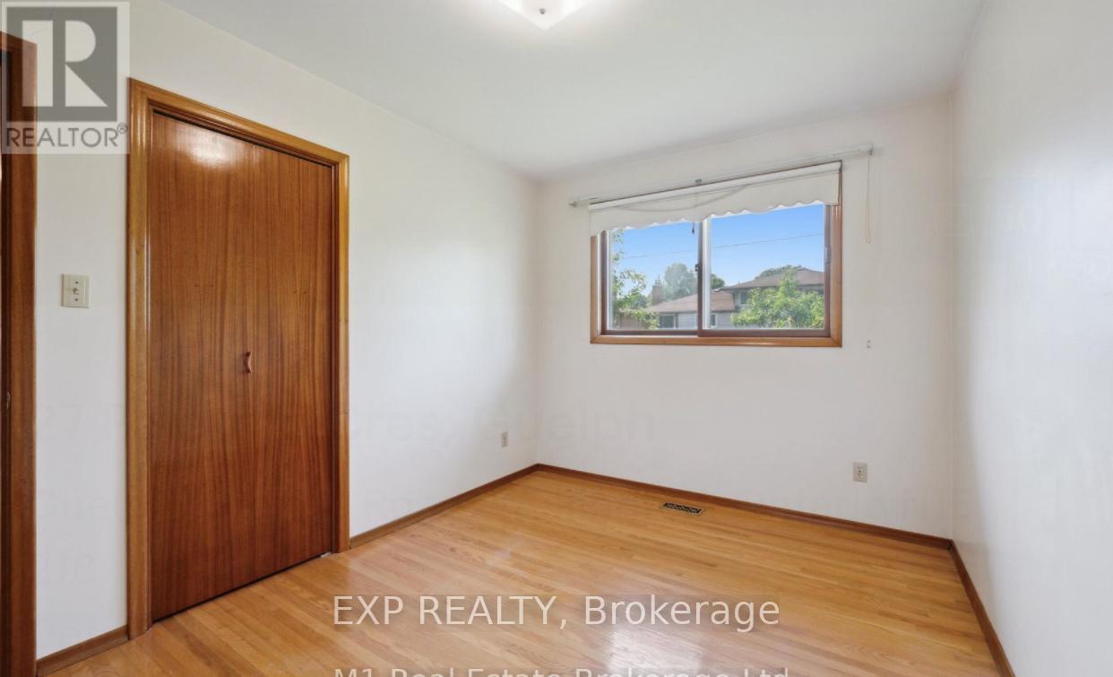 27 Palermo Crescent, Guelph, ON - Indoor Photo Showing Other Room